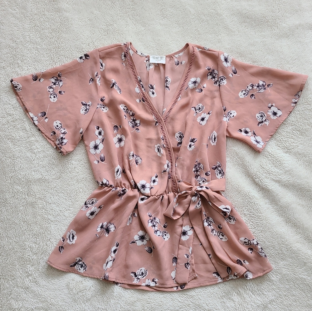 Sienna Sky Faux Wrap Top Size Large